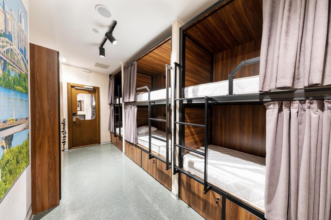 Misto Capsule Hotel 基輔 外观 照片