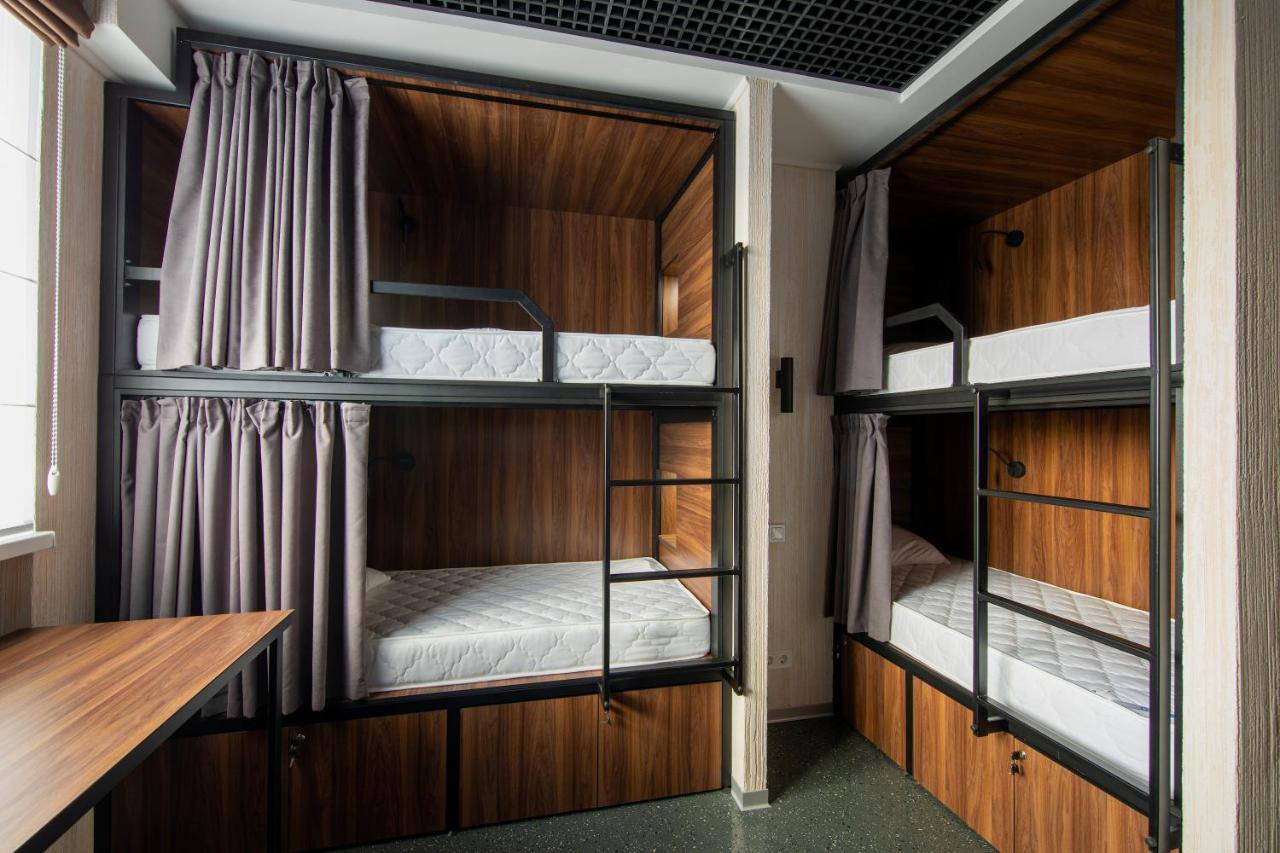 Misto Capsule Hotel 基輔 外观 照片