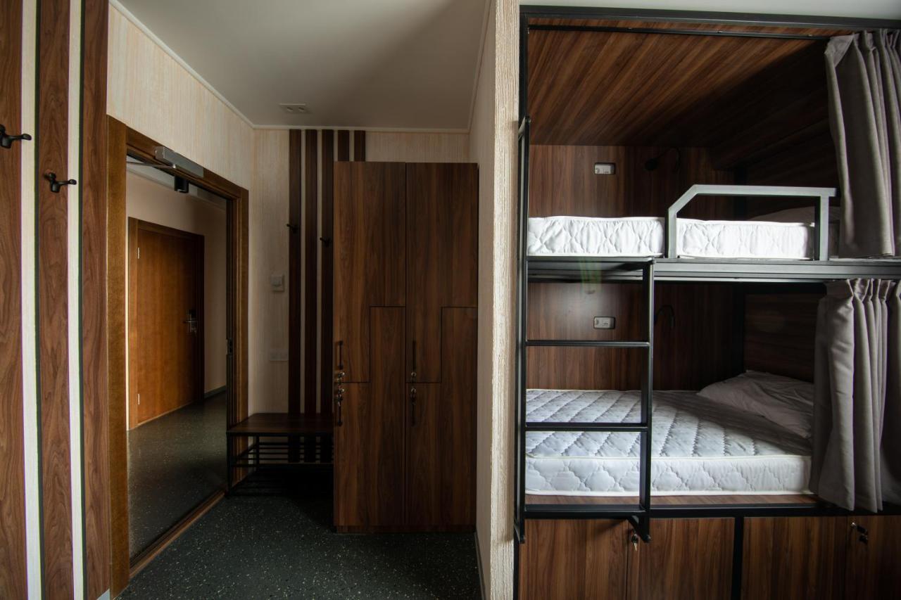 Misto Capsule Hotel 基輔 外观 照片